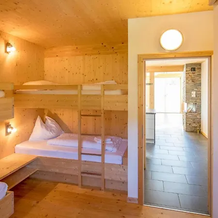 Five-bedroom Holiday In St.georgen A.kreischb.